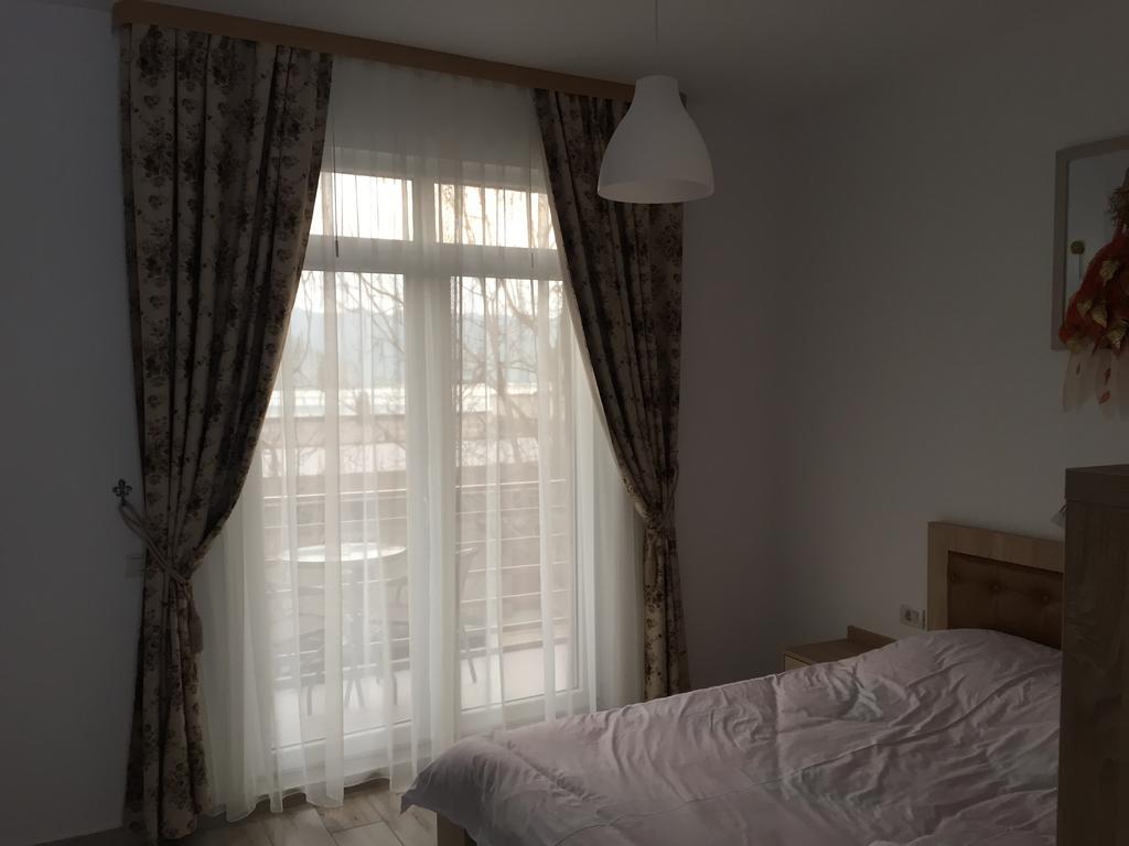 Aby Sunrise Hotel Orşova Buitenkant foto