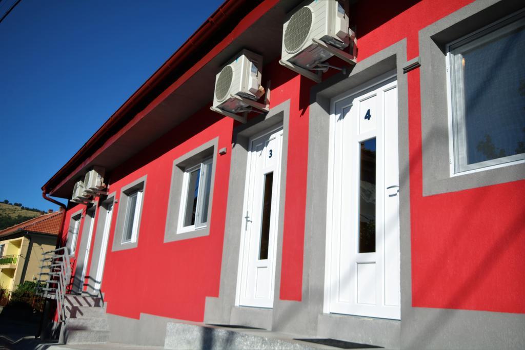 Aby Sunrise Hotel Orşova Buitenkant foto