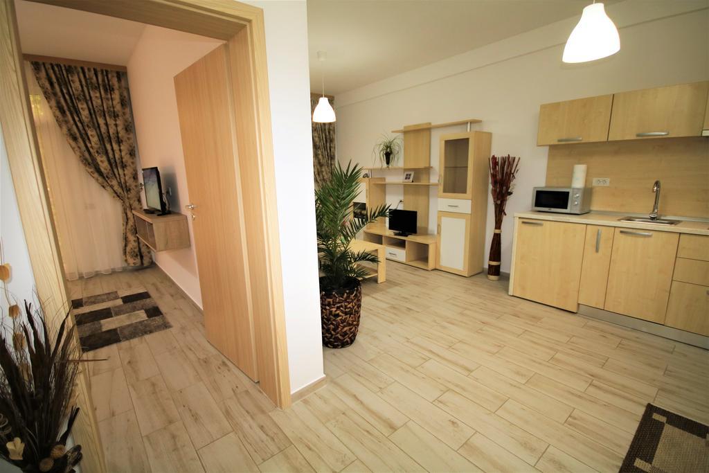 Aby Sunrise Hotel Orşova Buitenkant foto