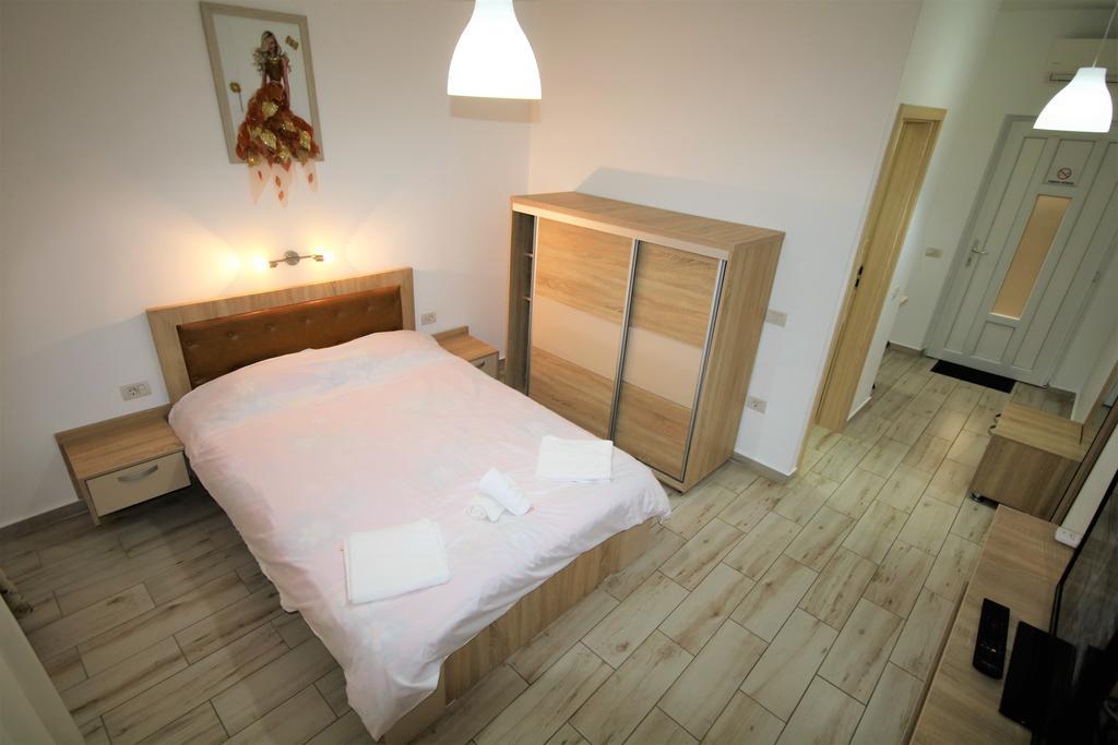 Aby Sunrise Hotel Orşova Buitenkant foto