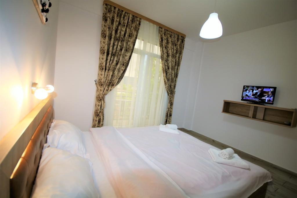 Aby Sunrise Hotel Orşova Buitenkant foto