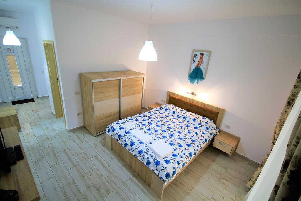 Aby Sunrise Hotel Orşova Buitenkant foto